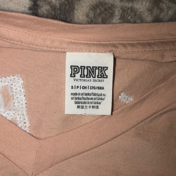 VS PINK shirt - Picture 3 of 3